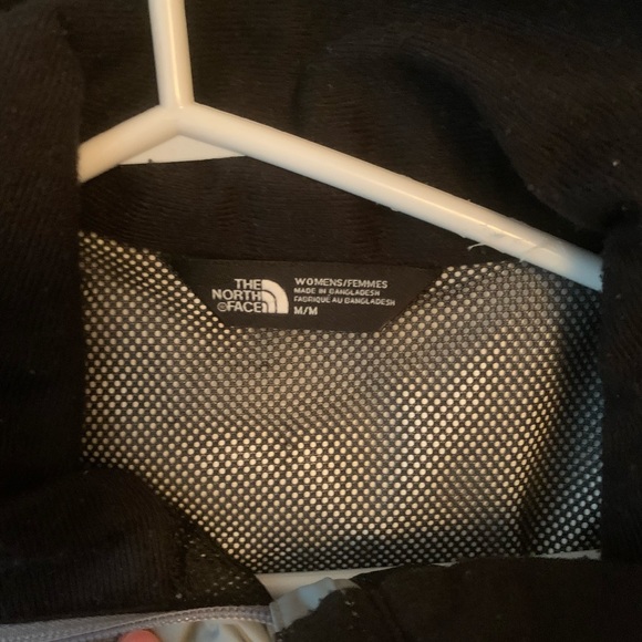 The North Face Venture’s windbreaker - Picture 3 of 3